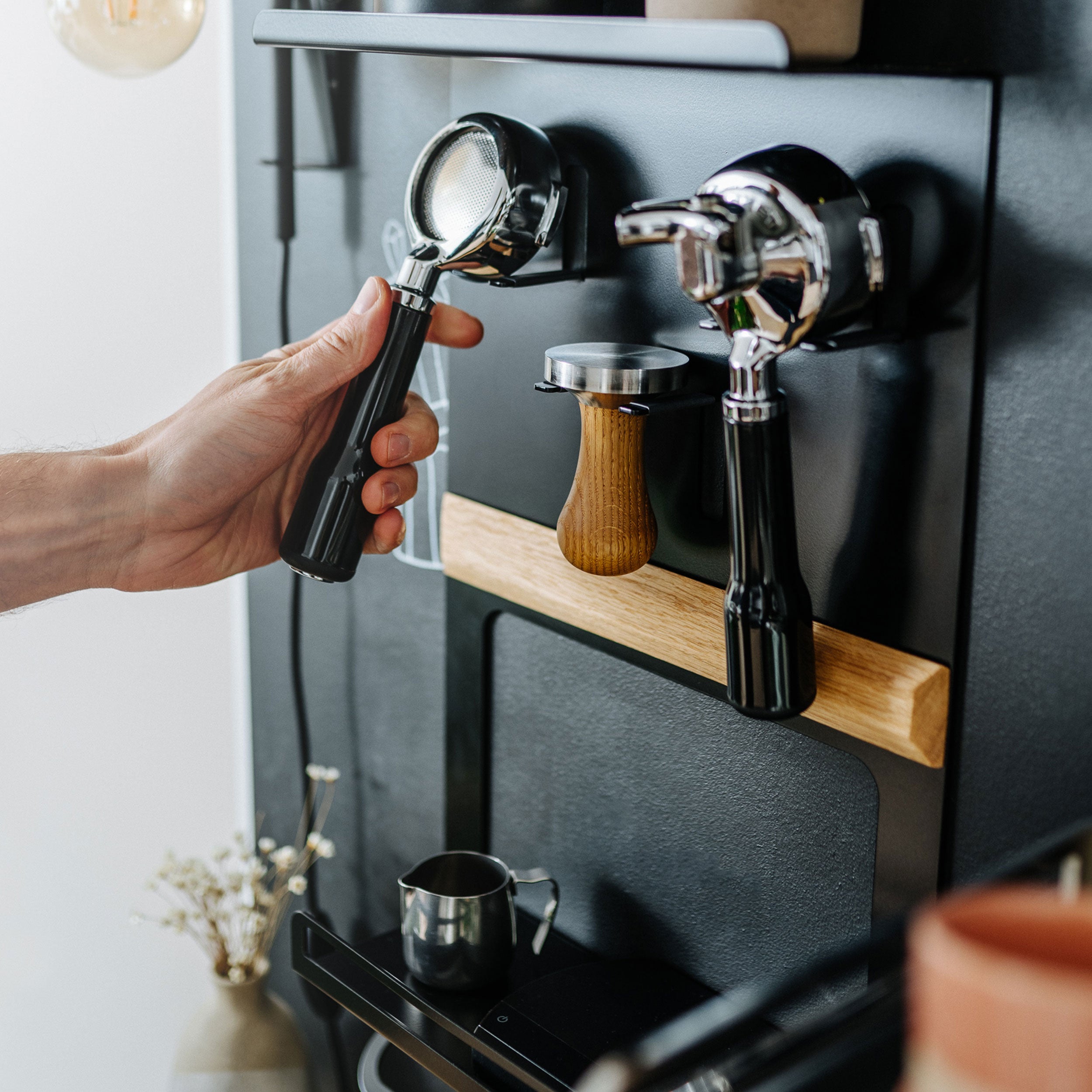 FLATE® Barista Rack: Shelve for portafilters and barista accessories